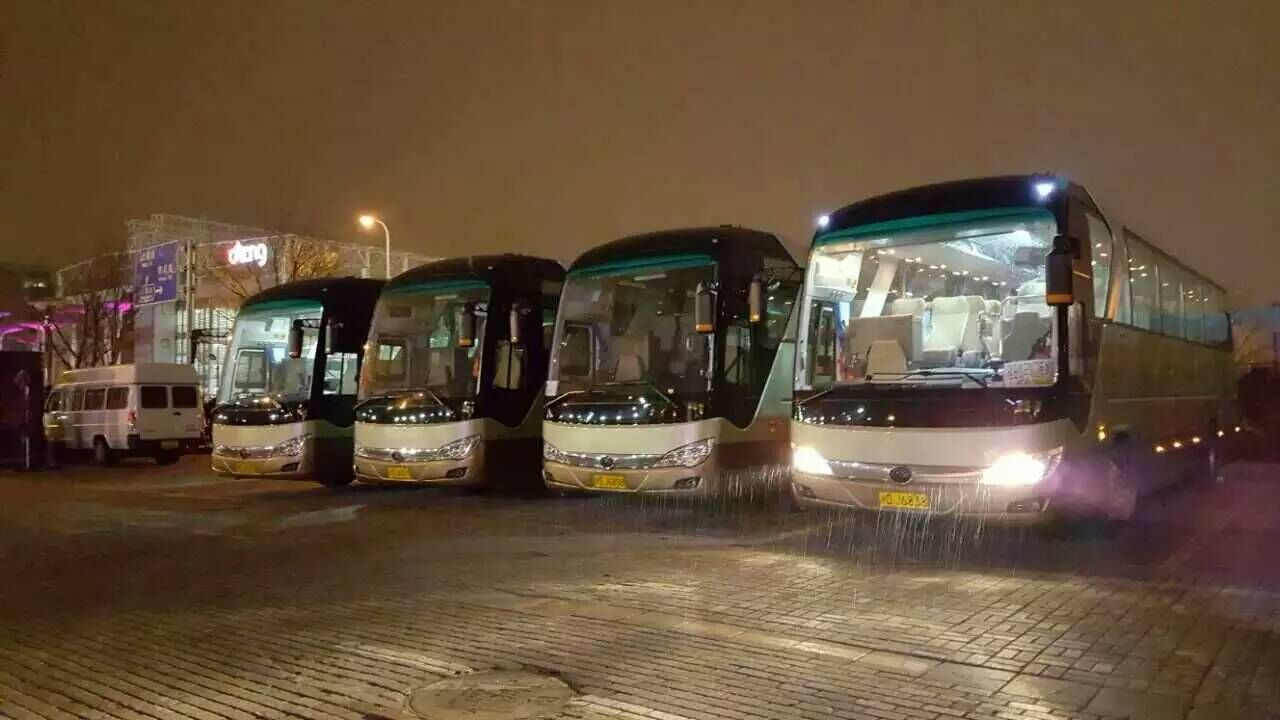 上海租中巴车